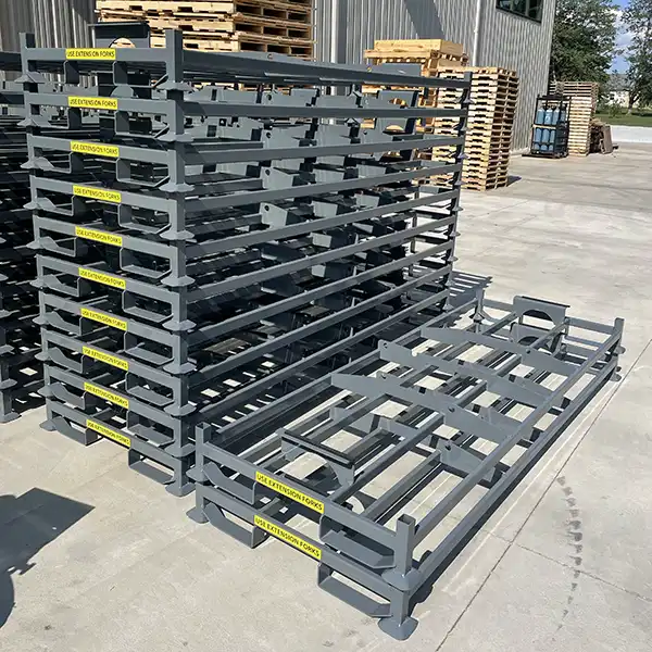 Shipping-Rack Industrial shipping rack for efficient product transport and storage.